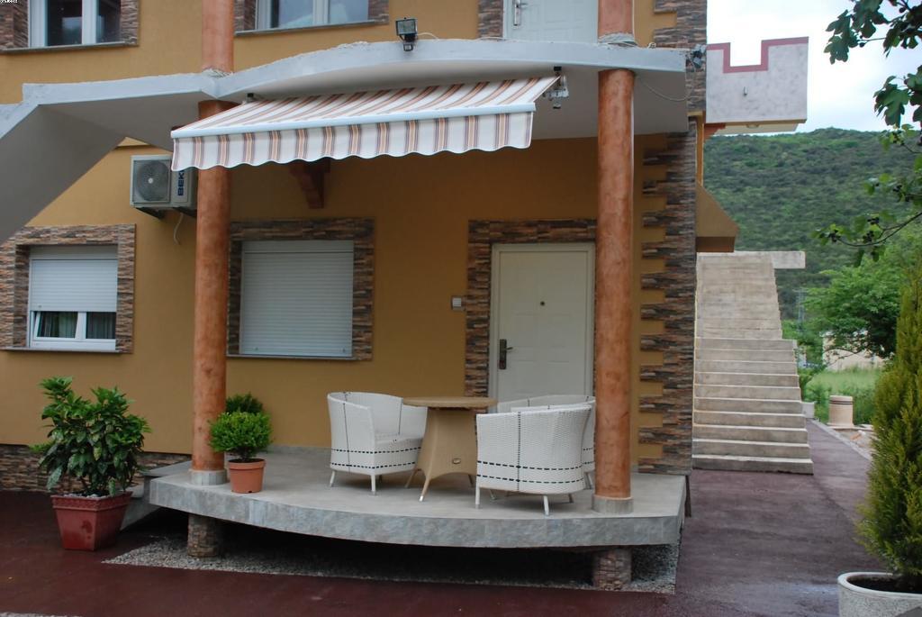 Apartments Ljiljanic Budva Rum bild